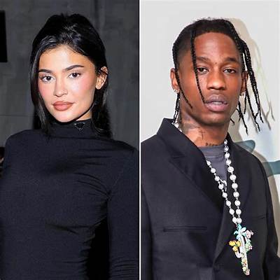 Bitchy | Kylie Jenner and Travis Scott Walk Hand in Hand Leaving After Dinner at Craigs