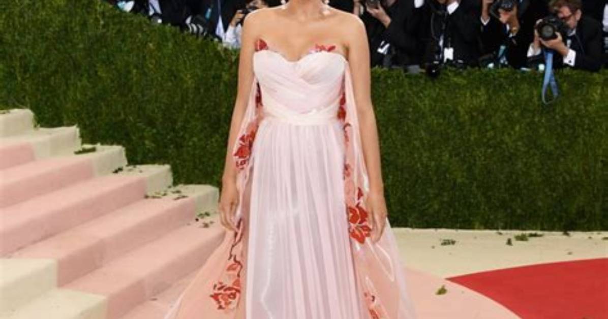 Blake Lively in Burberry at the Met Gala: Stunning or Poorly Styled?