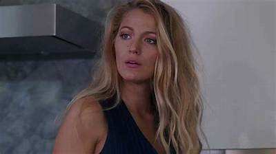 Blake Lively to the Paparazzi: ‘You Freak Me and My Kids Out’