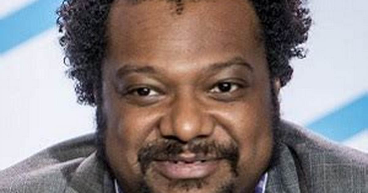 Bonin Bough Wiki: Cnbc, Age, Married, Wife, Family, Salary and Net Worth