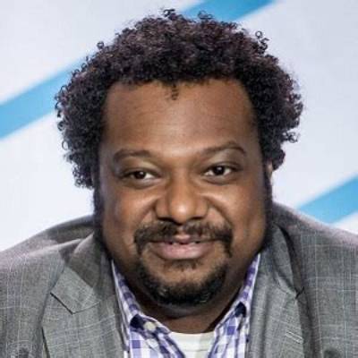 Bonin Bough Wiki: Cnbc, Age, Married, Wife, Family, Salary and Net Worth