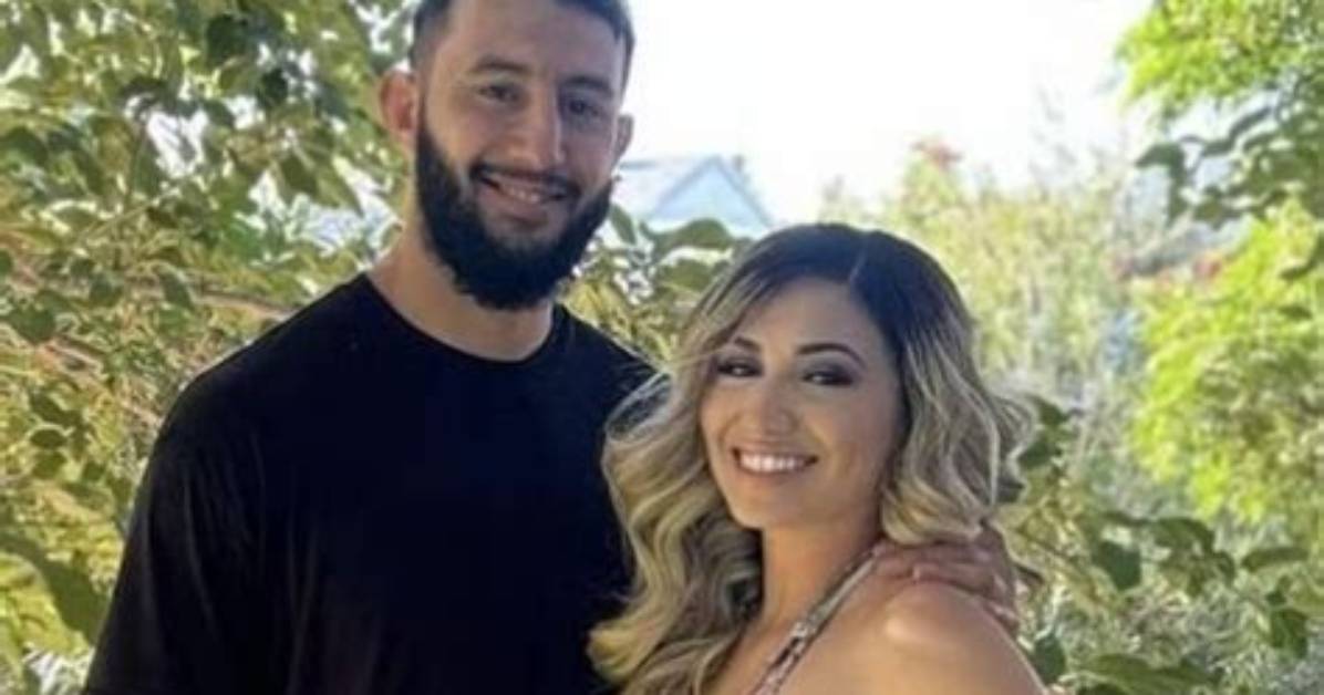 Brenda Lupian, Dominick Reyes Girlfriend Pictures on Instagram