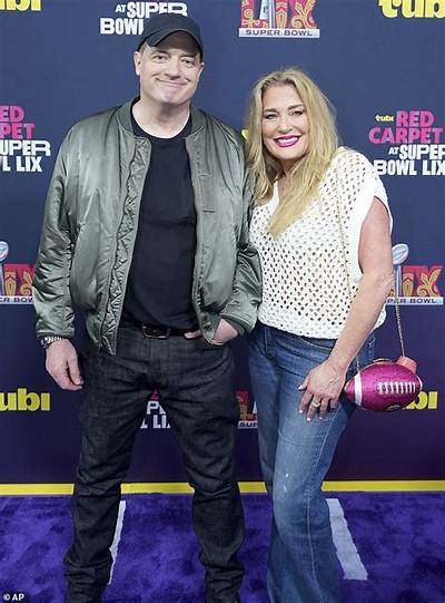 Brendan Fraser and Girlfriend Jeanne Moore Have Date Night at 2022 Gotham Awards