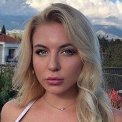 Brittanie Nash - Age, Family, Bio