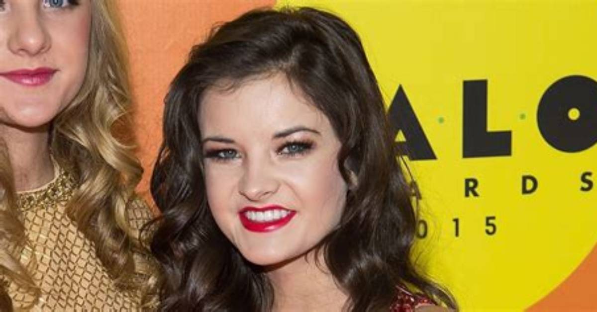 Brooke Hyland - Age, Family, Bio
