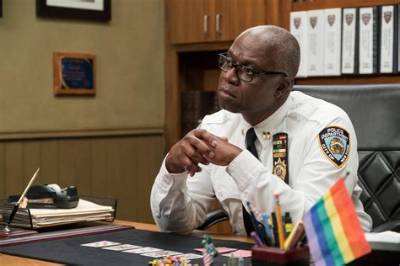 Brooklyn Nine-Nine Star Praises Andre Braugher's Singing Talent in Heartfelt Tribute