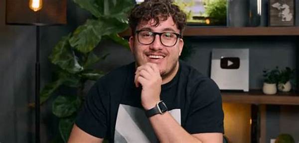 Caleb Houstan Height, Weight, Net Worth, Age, Birthday, Wikipedia, Who, Nationality, Biography