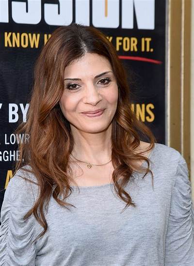Callie Thorne Net Worth - Wiki, Age, Weight and Height, Relationships, Family, and More