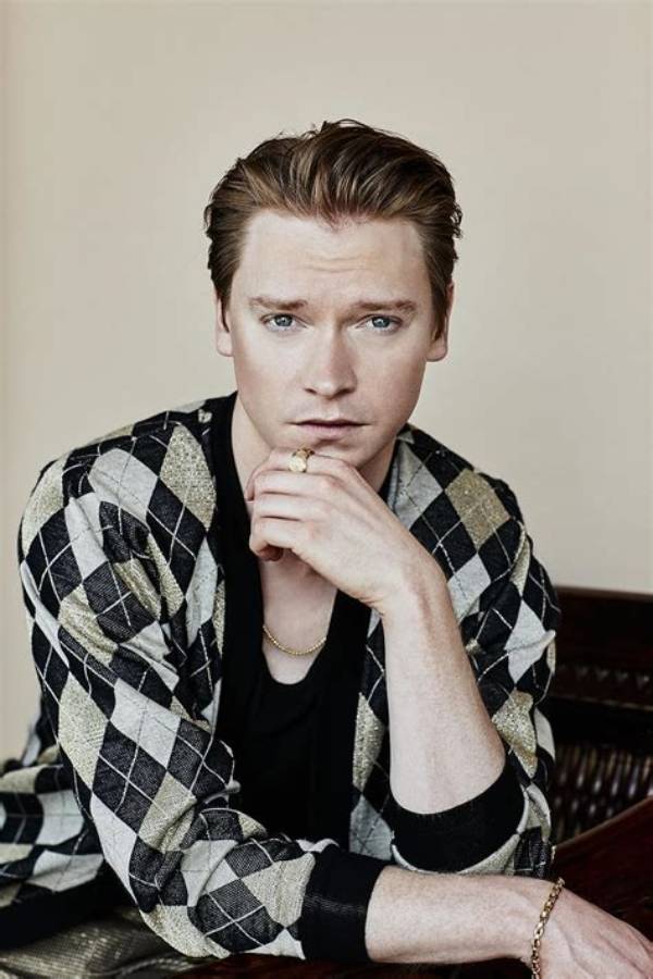Calum Worthy Bio (Wiki)