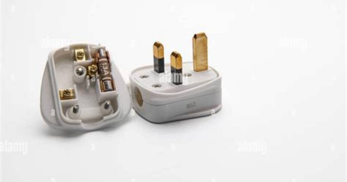 Can You Put a 10 Amp Plug into a 15 Amp Socket?