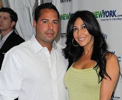 Carla Facciolo Bio (Wiki)