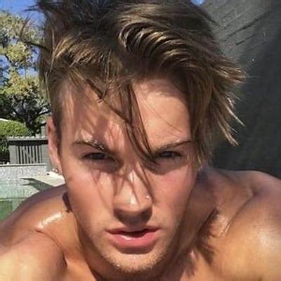 Carlton Loth - Age, Family, Bio