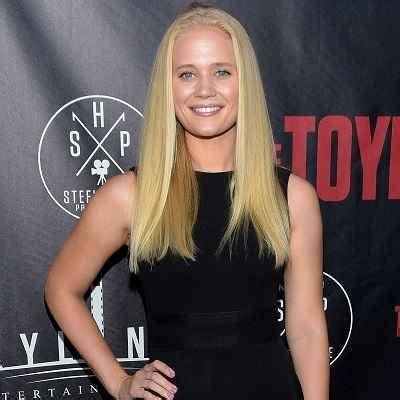 Carly Schroeder Bio (Wiki)