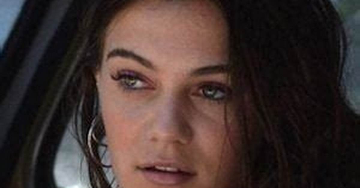 Carolina Domenech - Age, Family, Bio