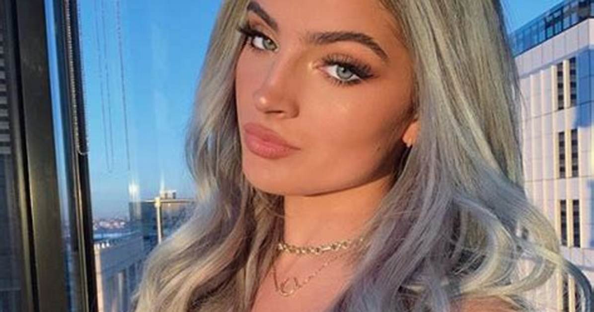 Carrington Durham Height, Weight, Net Worth, Age, Birthday, Wikipedia, Who, Nationality, Biography