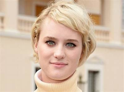 Celebrities Named Mackenzie