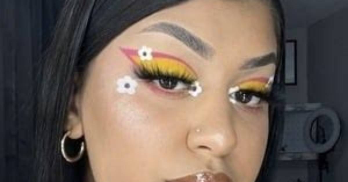 Champagnebecca - Age, Family, Bio