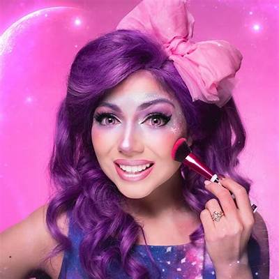 Charisma Star Bio (Wiki)