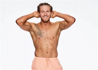 Charlie Smark Height, Weight, Net Worth, Age, Birthday, Wikipedia, Who, Nationality, Biography