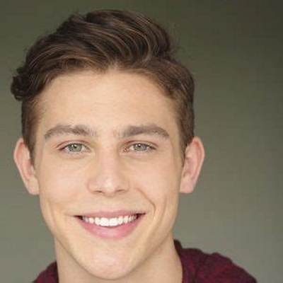 Chas Laughlin - Age, Family, Bio