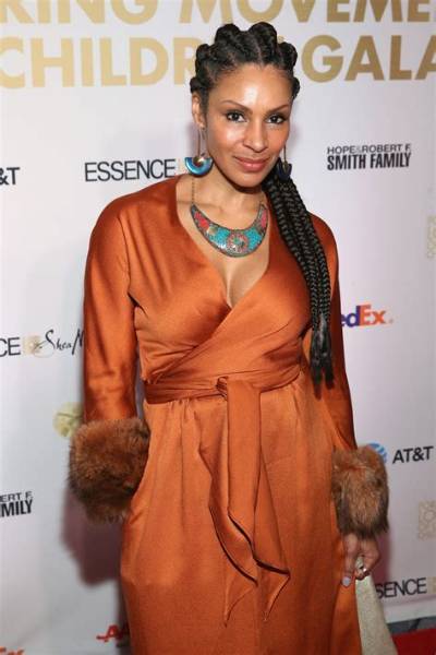 Chenoa Maxwell Net Worth - Wiki, Age, Weight and Height, Relationships, Family, and More