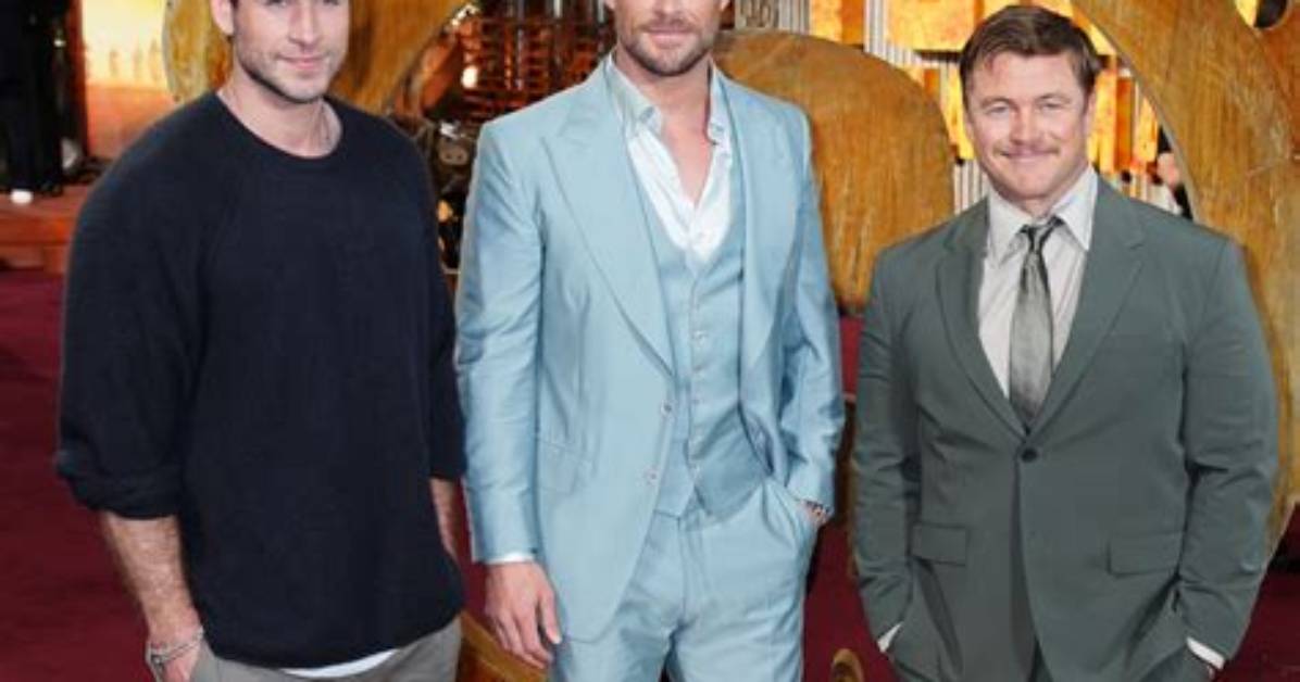 Chris Hemsworth's 'Forgotten' Brother Praised for Workout Results in Gym Photos