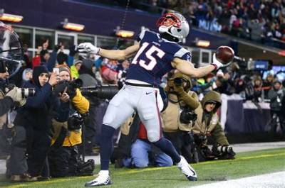 Chris Hogan Net Worth - Wiki, Age, Weight and Height, Relationships, Family, and More