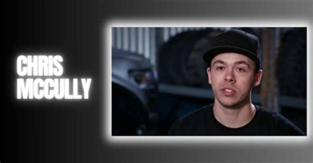 Chris Mccully - Age, Family, Bio