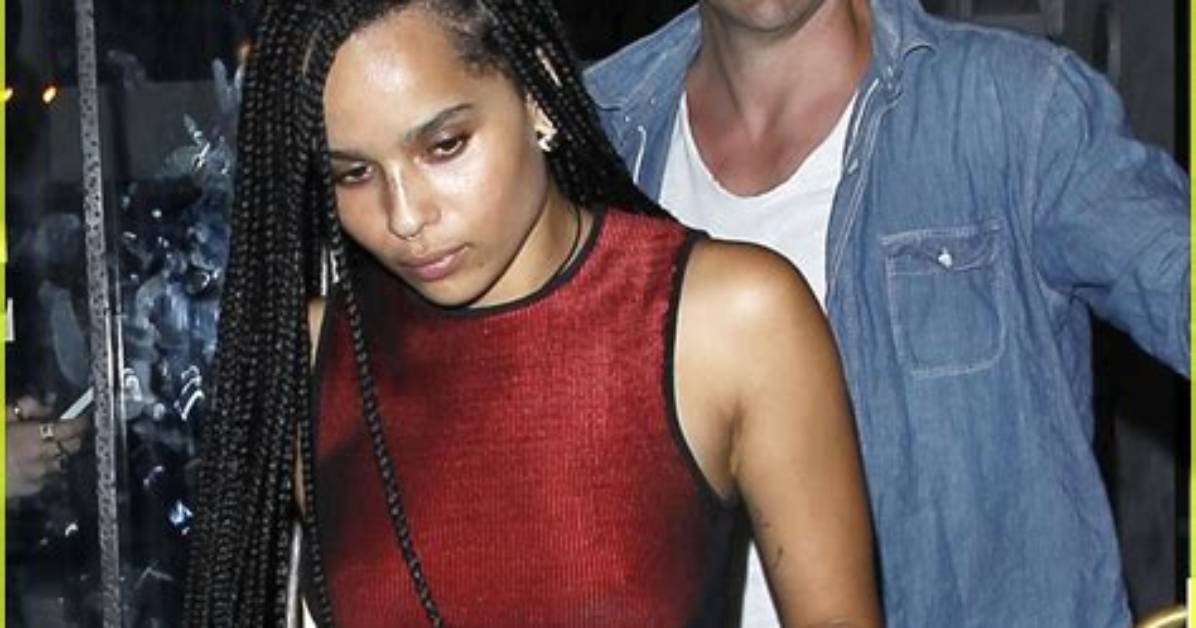 Chris Pine & Zoe Kravitz Went out to Dinner Without Their Respective Partners