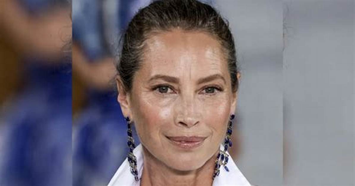 Christy Turlington - Age, Family, Bio