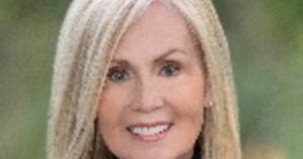 Chrys Howard - Age, Family, Bio