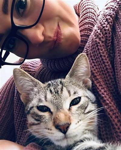 Chyler Leigh Pets - Celebrity Pets