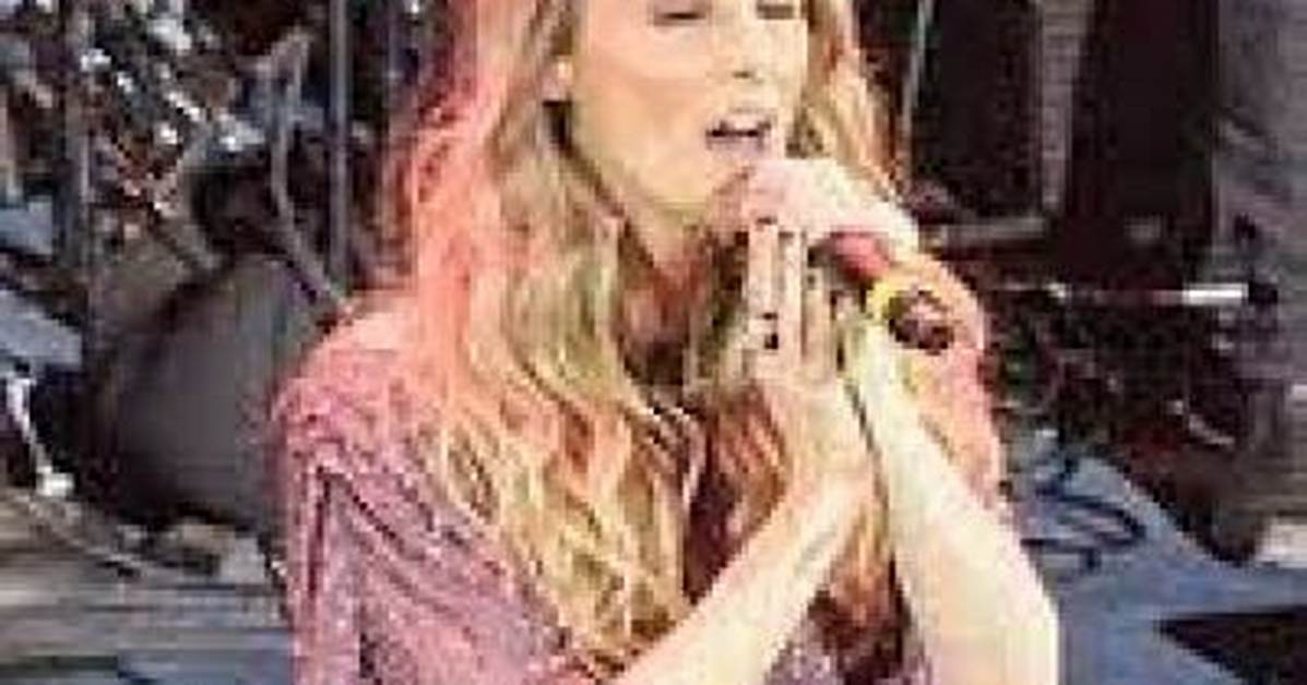 Chynna Phillips Bio (Wiki)