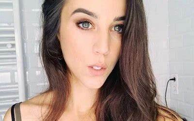 Claudia Salas Height, Age, Boyfriend, Biography, Wiki, Net Worth