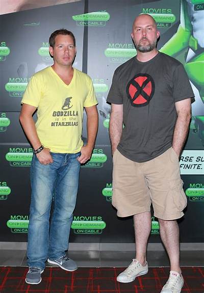 Cliff Bleszinski Height, Weight, Net Worth, Age, Birthday, Wikipedia, Who, Nationality, Biography