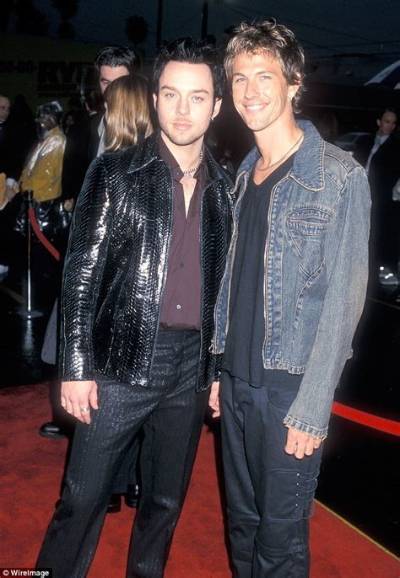 Colby Taylor Makeup Artist: Age Wiki – Where Is Darren Hayes Wife Now?