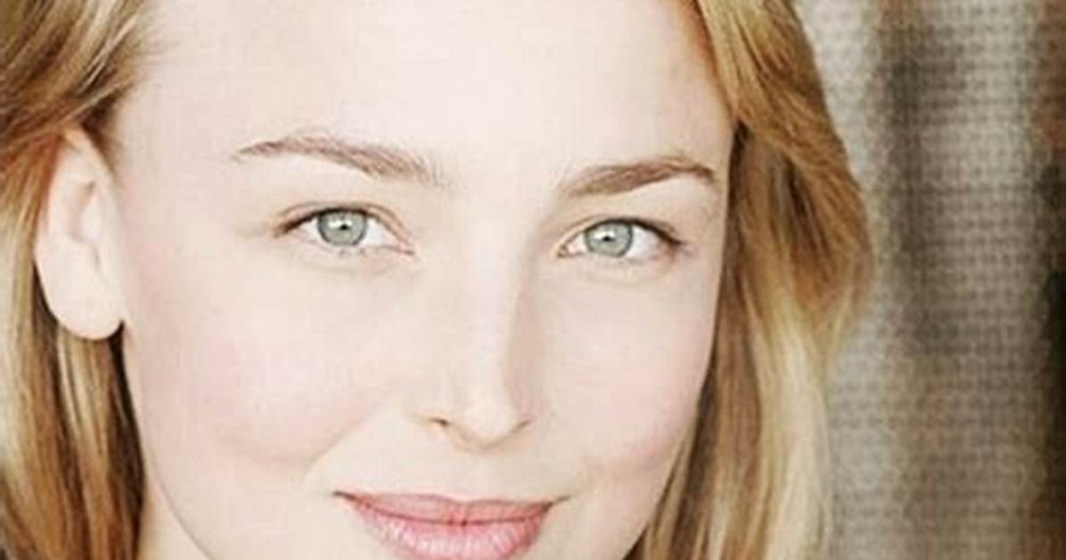 Colombe Jacobsen-Derstine - Age, Family, Bio