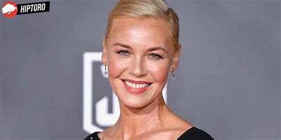 Connie Nielsen - Age, Family, Bio