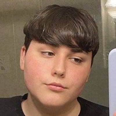 Connor Hesse - Age, Family, Bio