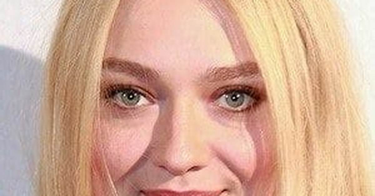 Dakota Fanning - Age, Family, Bio