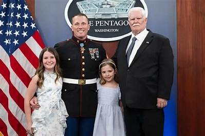 Dakota Meyer - Age, Family, Bio