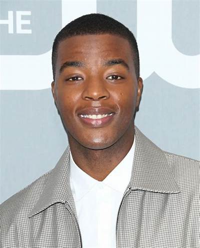 Daniel Ezra Net Worth - Wiki, Age, Weight and Height, Relationships, Family, and More