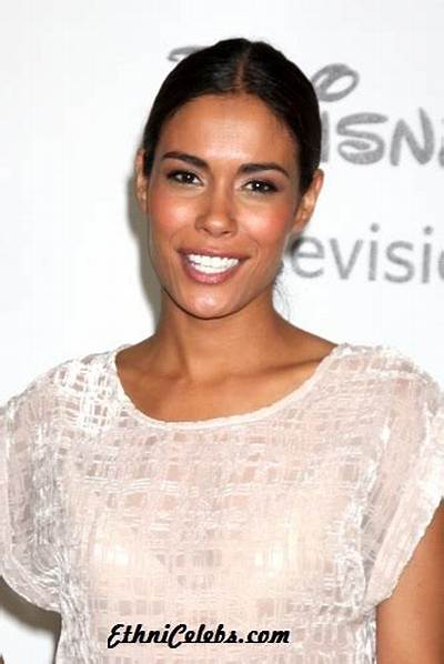 Daniella Alonso Net Worth - Wiki, Age, Weight and Height, Relationships, Family, and More