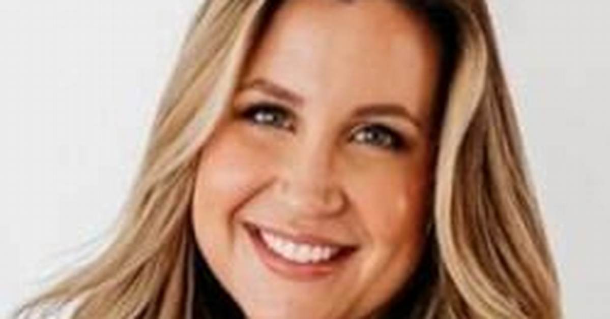 Danielle Pullman - Age, Family, Bio
