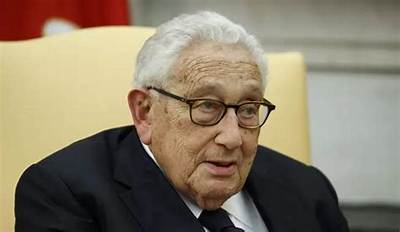 David Kissinger Wikipedia and Age: How Old Is Henry Kissinger Son?