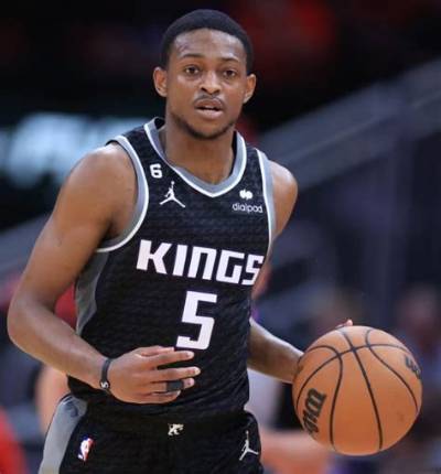 De’aaron Fox Height, Weight, Net Worth, Age, Birthday, Wikipedia, Who, Instagram, Biography