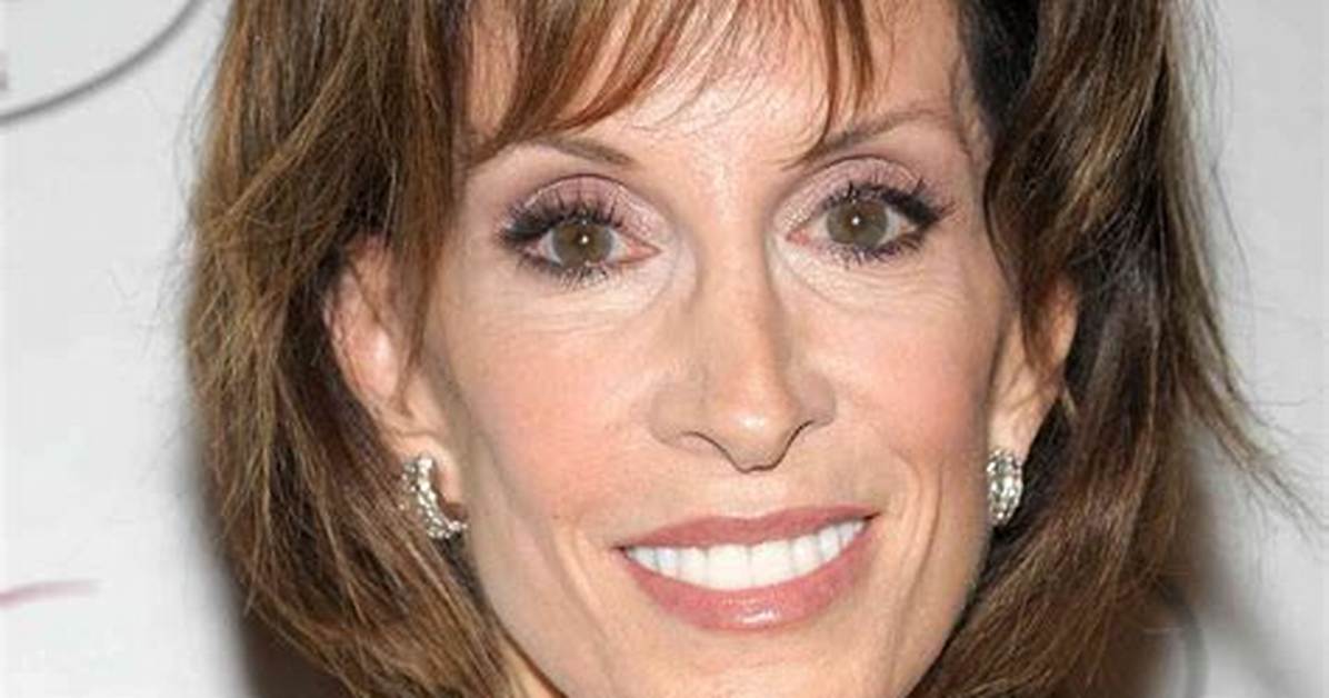 Deana Martin - Age, Family, Bio
