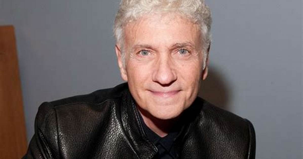 Dennis Deyoung - Age, Family, Bio