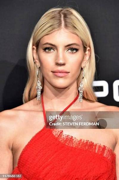 Devon Windsor to Models of Color: ‘You Know How Hard It Is to Be Blonde? ’