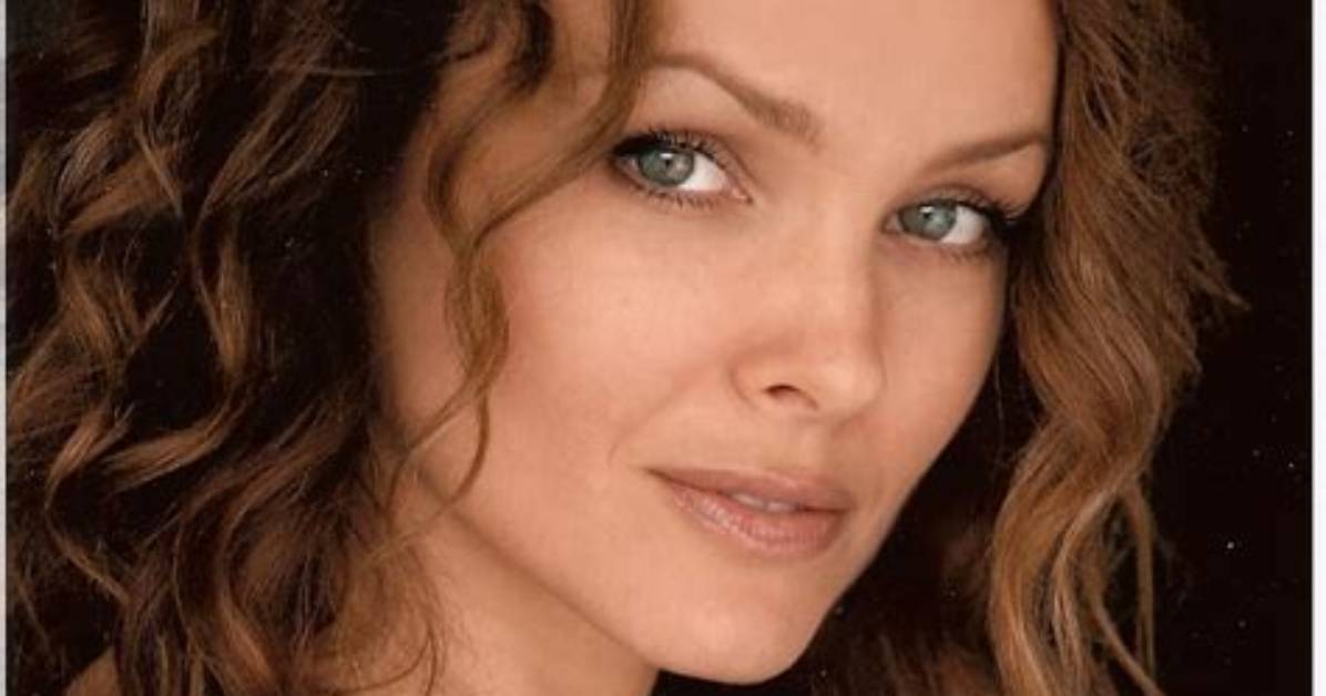 Dina Meyer Bio (Wiki)